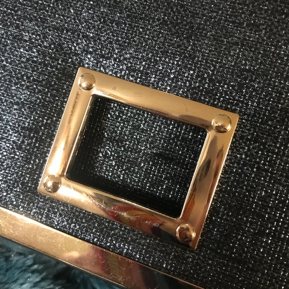 Oversized clutch with chain - Picture 3 of 5